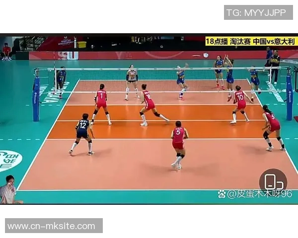 中国排球迎战意大利强敌争夺世界冠军荣耀的激烈对决 中国排球迎战意大利强敌争夺世界冠军荣耀的激烈对决