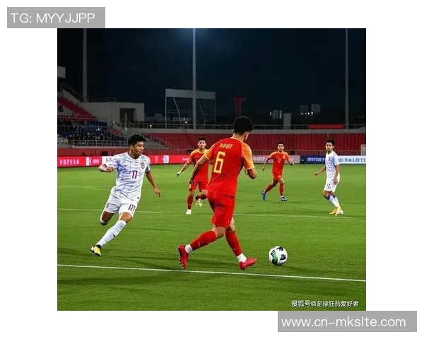 国足迎战伊朗队全力争胜展现实力与团队精神的较量